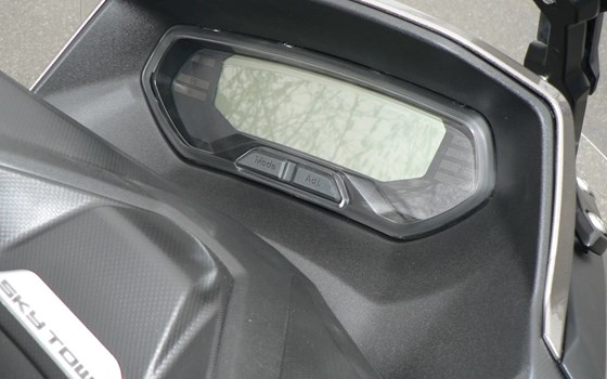 Neufahrzeug Kymco Sky Town 125i ABS - Bild 10