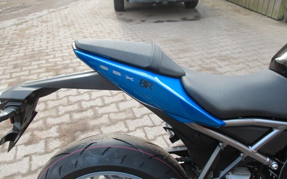 Gebrauchtmotorrad Suzuki GSX-8R - Bild 11