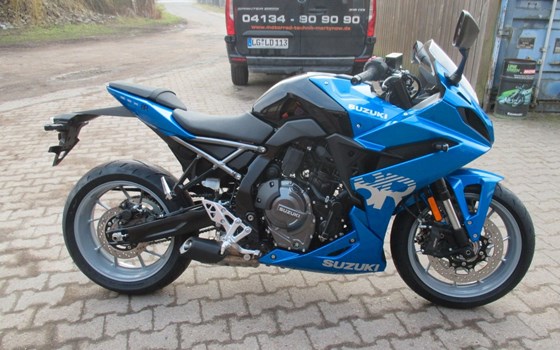 Gebrauchtmotorrad Suzuki GSX-8R - Bild 2