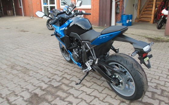 Gebrauchtmotorrad Suzuki GSX-8R - Bild 5