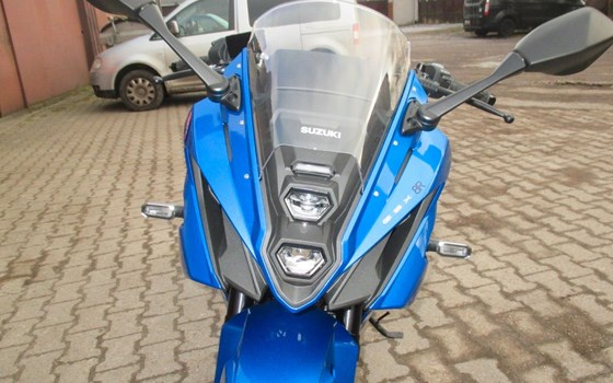 Gebrauchtmotorrad Suzuki GSX-8R - Bild 9