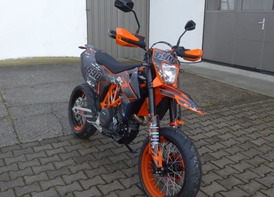 GEBRAUCHTFAHRZEUG KTM 690 SMC R