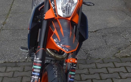 Gebrauchtmotorrad KTM 690 SMC R - Bild 10