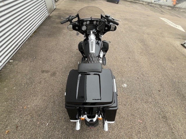 Harley-Davidson Street Glide FLHX (Vivid Black) - Bild 7