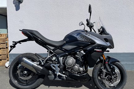 Triumph Tiger Sport 800