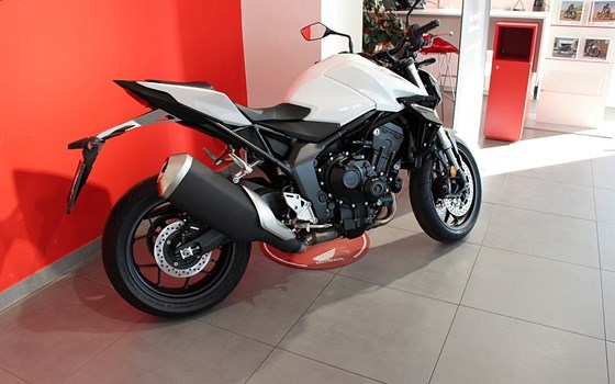 Neufahrzeug Honda CB1000 Hornet - Bild 3 Neufahrzeug Honda CB1000 Hornet - Bild 3
