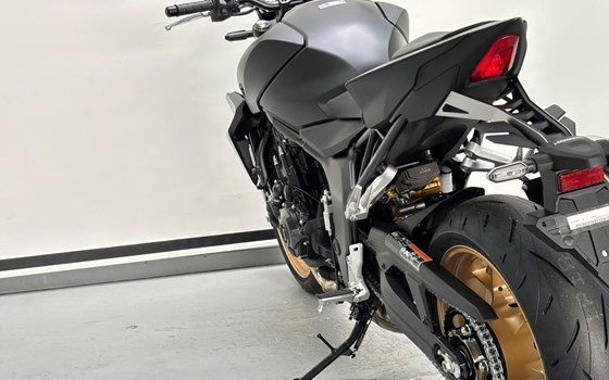 Neufahrzeug Honda CB1000 Hornet SP - Bild 10