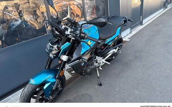 Gebrauchtmotorrad BMW F 900 R - Bild 5