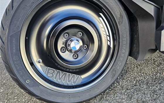 Gebrauchtmotorrad BMW CE 04 - Bild 3 Gebrauchtmotorrad BMW CE 04 - Bild 3