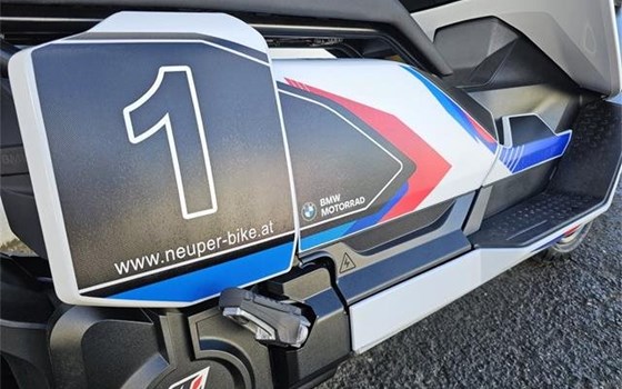 Gebrauchtmotorrad BMW CE 04 - Bild 4 Gebrauchtmotorrad BMW CE 04 - Bild 4