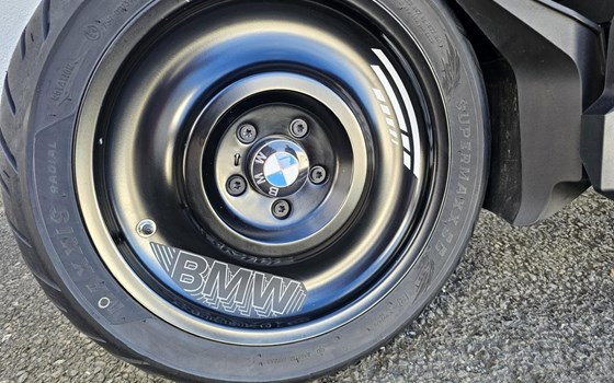 Gebrauchtmotorrad BMW CE 04 - Bild 9