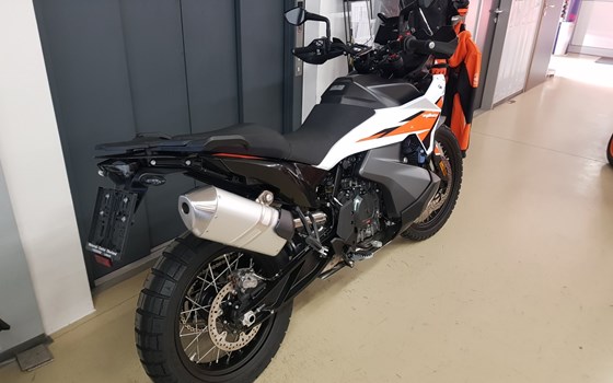 Gebrauchtmotorrad KTM 790 Adventure - Bild 3 Gebrauchtmotorrad KTM 790 Adventure - Bild 3
