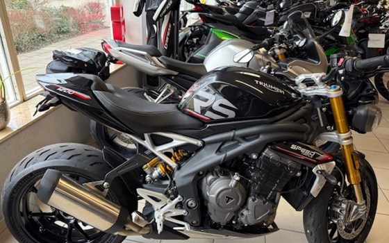 Gebrauchtmotorrad Triumph Speed Triple 1200 RS - Bild 1