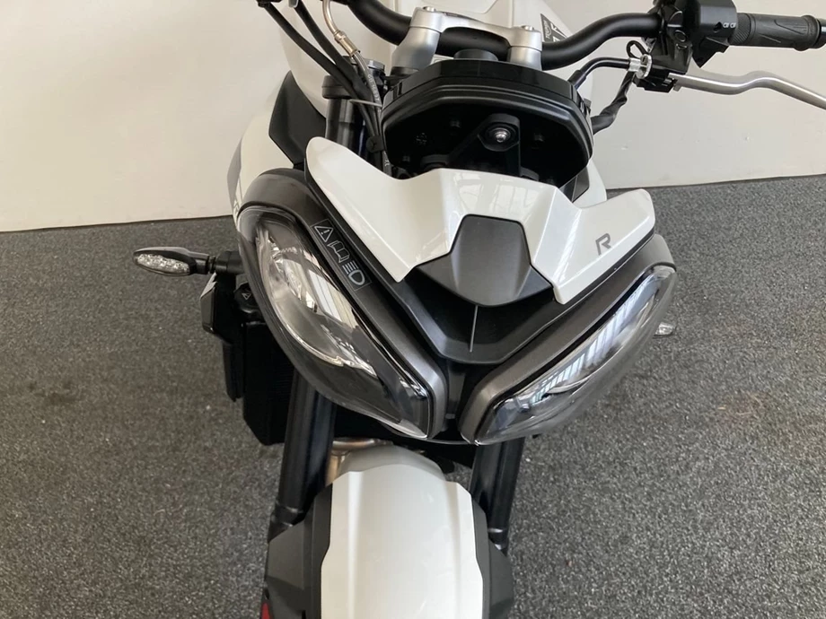 Angebot Triumph Street Triple 765 R Bild 10: Angebot Triumph Street Triple 765 R