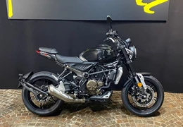 Gebrauchte Voge 300AC