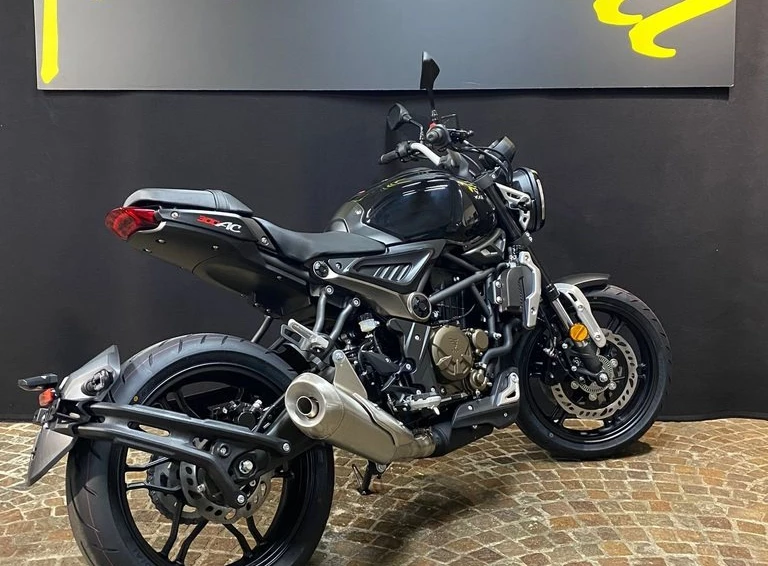 Angebot Voge 300AC Bild 4: Angebot Voge 300AC