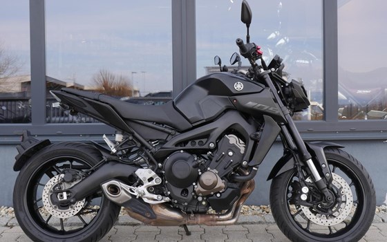 Gebrauchtmotorrad Yamaha MT-09 - Bild 1
