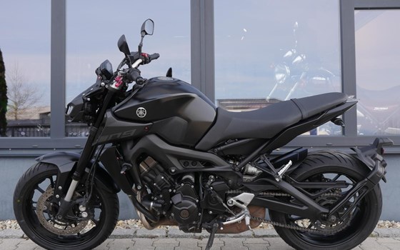 Gebrauchtmotorrad Yamaha MT-09 - Bild 2