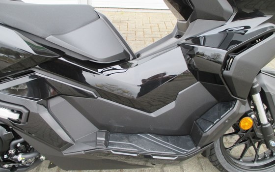 Gebrauchtmotorrad Honda ADV350 - Bild 9