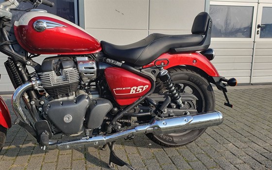 Gebrauchtmotorrad Royal Enfield Super Meteor 650 - Bild 11