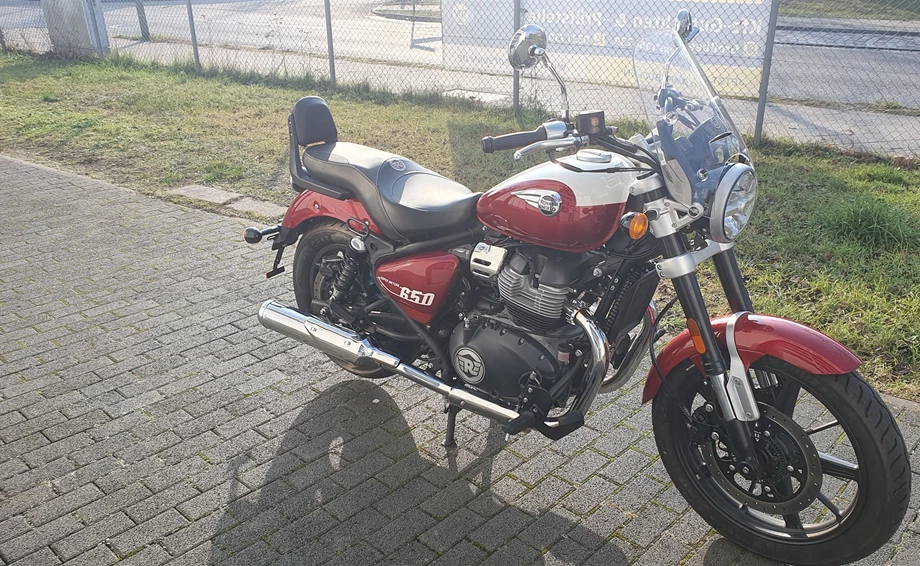 Angebot Royal Enfield Super Meteor 650 Bild 2: Angebot Royal Enfield Super Meteor 650