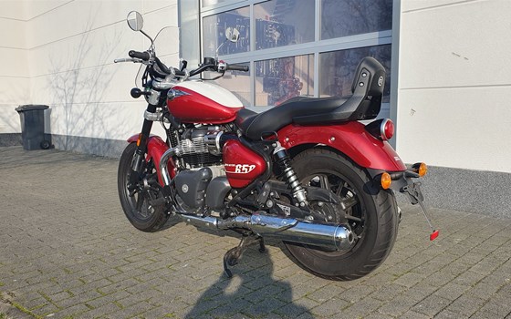 Gebrauchtmotorrad Royal Enfield Super Meteor 650 - Bild 4