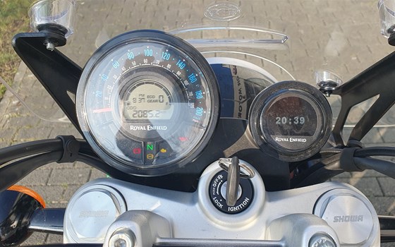 Gebrauchtmotorrad Royal Enfield Super Meteor 650 - Bild 6