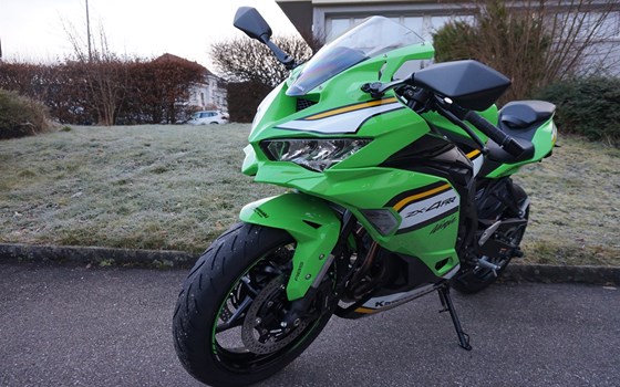 Motorrad Occasion Kawasaki Ninja ZX-4RR - Bild 2