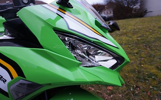 Motorrad Occasion Kawasaki Ninja ZX-4RR - Bild 9