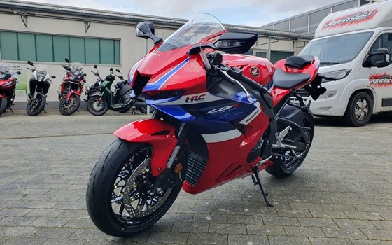 Neufahrzeug Honda CBR1000RR-R Fireblade - Bild 20