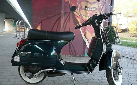 Gebrauchtmotorrad Vespa PX 125 - Bild 1 Gebrauchtmotorrad Vespa PX 125 - Bild 1