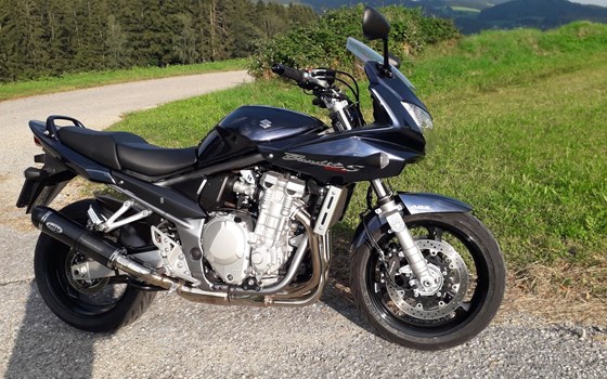 Gebrauchtmotorrad Suzuki Bandit 1250S - Bild 2 Gebrauchtmotorrad Suzuki Bandit 1250S - Bild 2
