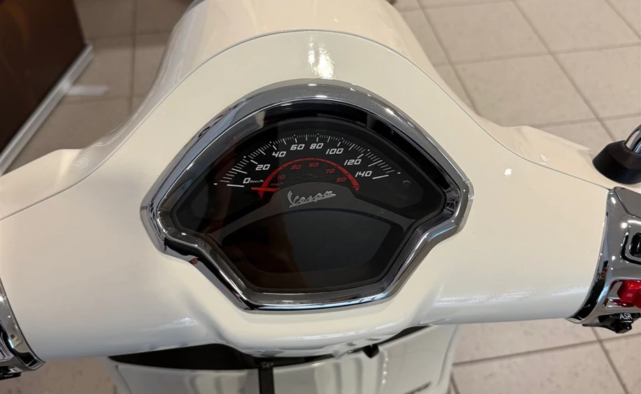 Angebot Vespa GTS 310 Super Bild 4: Angebot Vespa GTS 310 Super