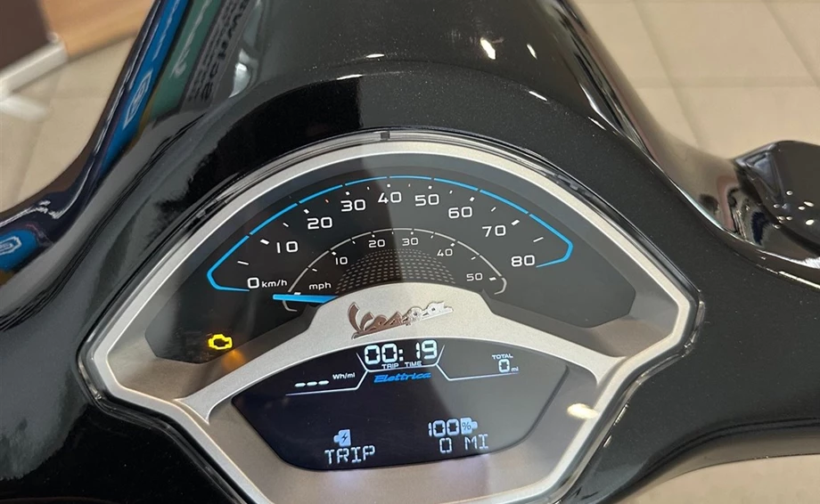 Angebot Vespa Primavera Elettrica Bild 4: Angebot Vespa Primavera Elettrica