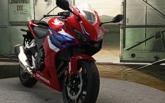 Neufahrzeug Honda CBR500R E-Clutch - Bild 3