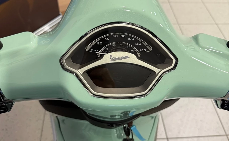 Angebot Vespa Primavera 125 Bild 4: Angebot Vespa Primavera 125