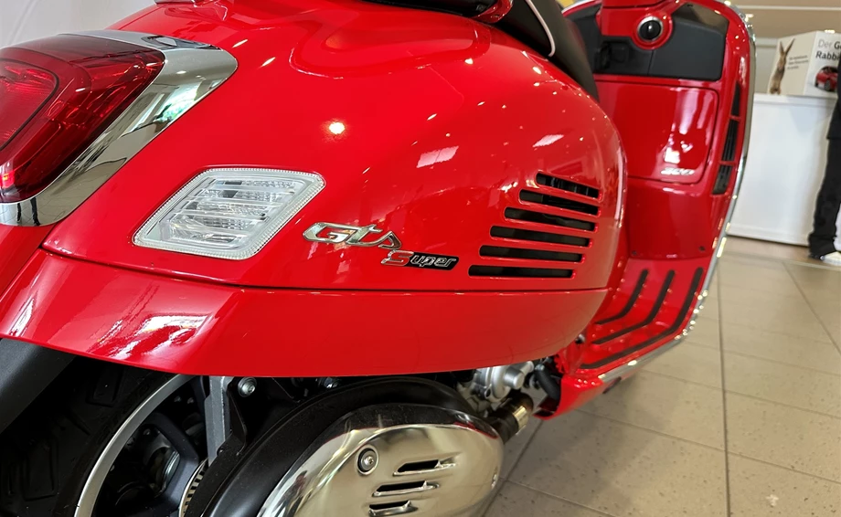 Angebot Vespa GTS 310 Super Bild 2: Angebot Vespa GTS 310 Super