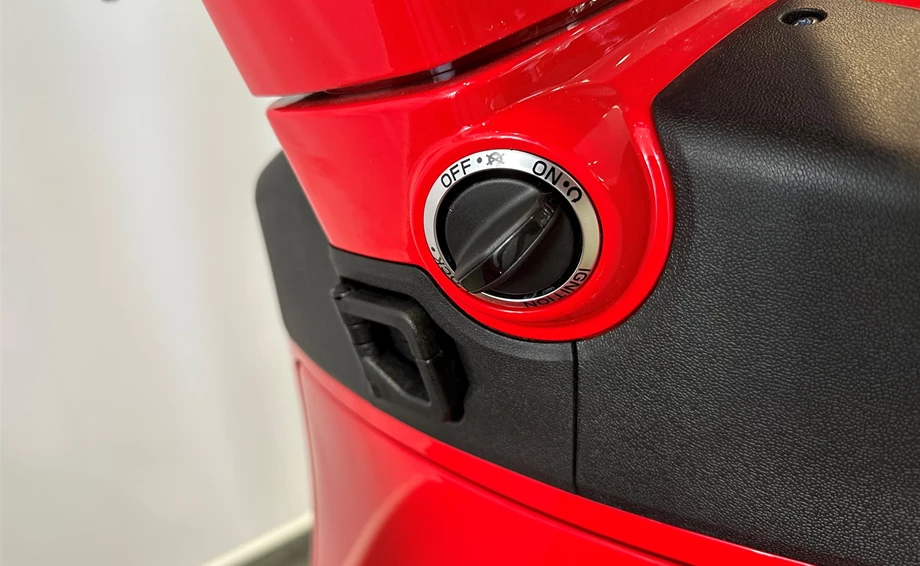 Angebot Vespa GTS 310 Super Bild 5: Angebot Vespa GTS 310 Super