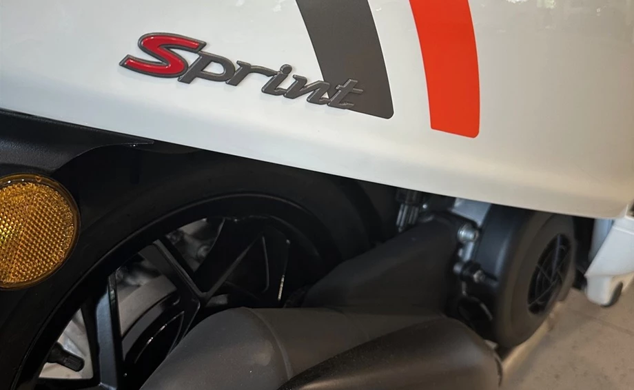 Angebot Vespa Sprint 125 Bild 2: Angebot Vespa Sprint 125