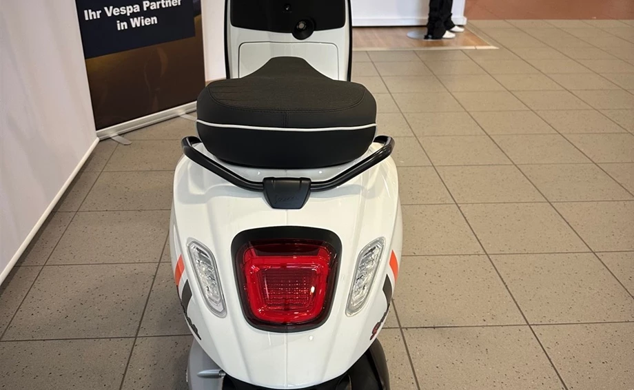 Angebot Vespa Sprint 125 Bild 3: Angebot Vespa Sprint 125