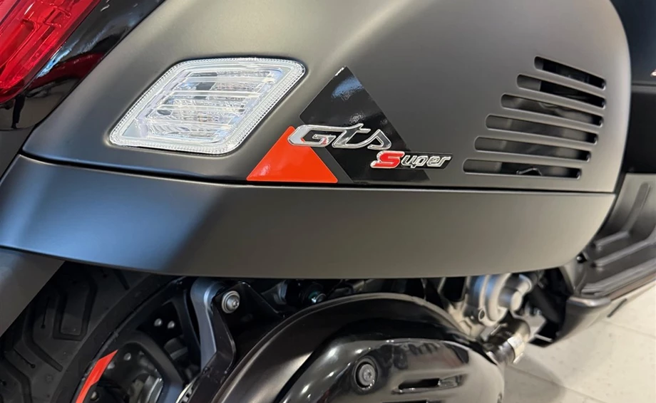 Angebot Vespa GTS 310 SuperSport Bild 2: Angebot Vespa GTS 310 SuperSport