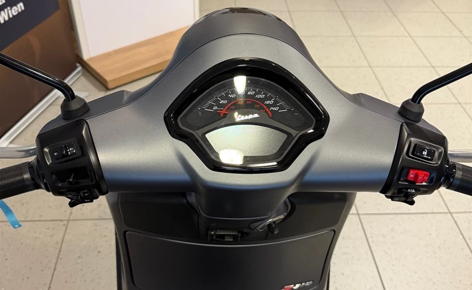 Angebot Vespa GTS 310 SuperSport Bild 4: Angebot Vespa GTS 310 SuperSport