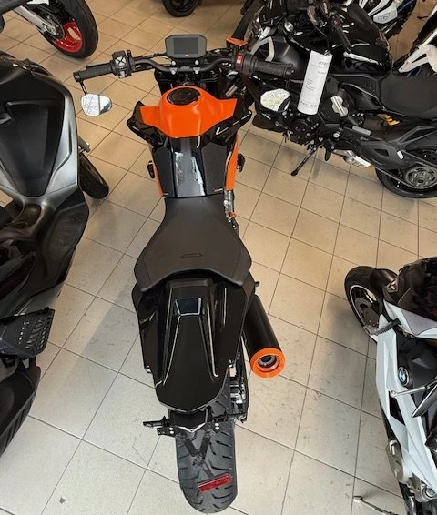 Angebot KTM 890 Duke Bild 3: Angebot KTM 890 Duke