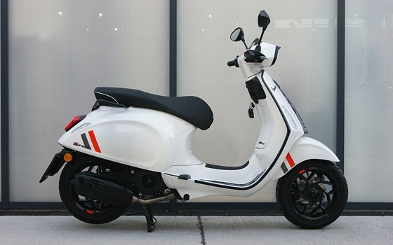 Neufahrzeug Vespa Sprint 125 S - Bild 2 Neufahrzeug Vespa Sprint 125 S - Bild 2