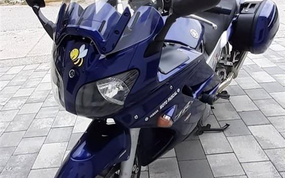 Gebrauchtmotorrad Yamaha FJR1300A - Bild 3 Gebrauchtmotorrad Yamaha FJR1300A - Bild 3