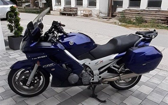 Gebrauchtmotorrad Yamaha FJR1300A - Bild 4 Gebrauchtmotorrad Yamaha FJR1300A - Bild 4
