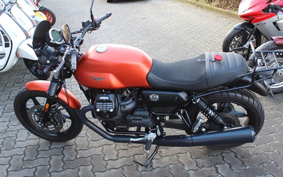 Gebrauchtmotorrad Moto Guzzi V7 Stone - Bild 4