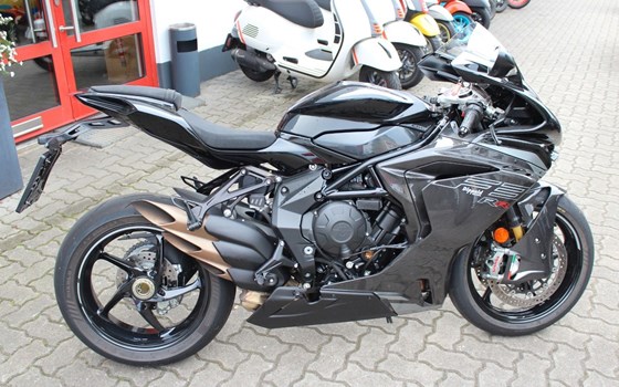 Gebrauchtmotorrad MV Agusta F3 800 - Bild 1