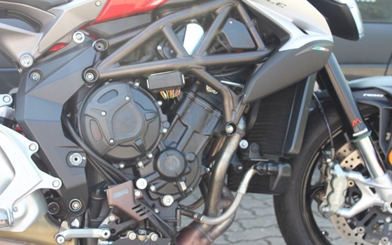 Gebrauchtmotorrad MV Agusta Brutale 800 R - Bild 10