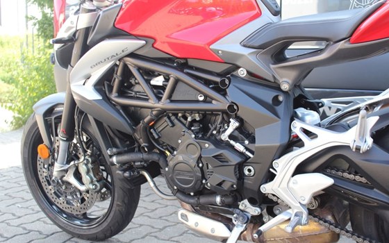 Gebrauchtmotorrad MV Agusta Brutale 800 R - Bild 2